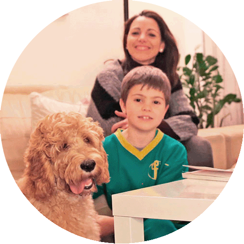 Family with dog, round picture